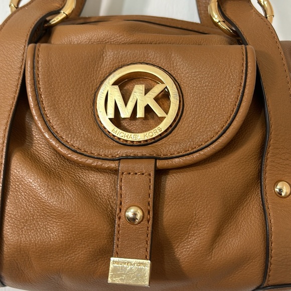MICHAEL KORS FULTON BROWN PEBBLED LEATHER SHOULDER BAG - Picture 5 of 16